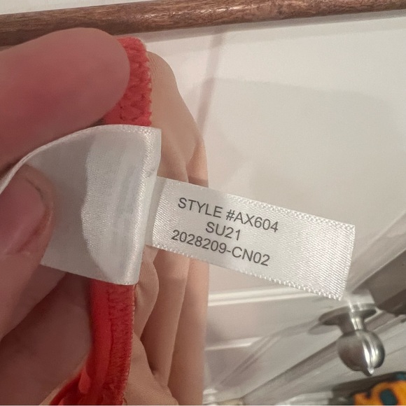 J crew scalloped one-piece swimsuit with bow Orange - Picture 5 of 8